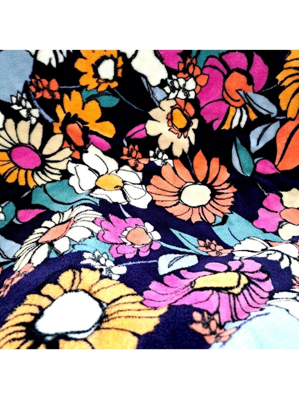 Vera Bradley Fleece Throw Blanket Santa Fe Sun Navy Floral 80" x 50"